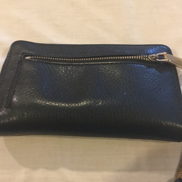 Priced Dropped. Marc Jacobs wristlet - Picture 3 of 5